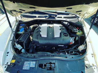 Motor naftový CASA 3.0TDI V6 176KW VW Touareg 7L 2010