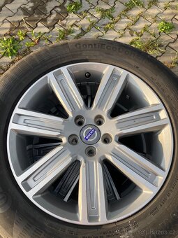Sada kol Volvo XC60 - 1