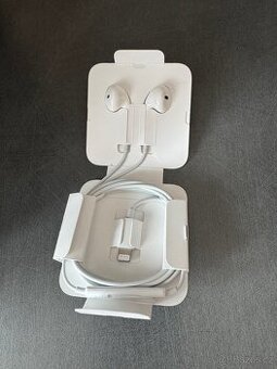Apple EarPods drátová sluchátka Lightning konektor