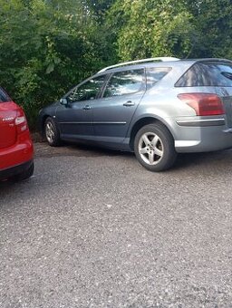 Peugeot 407