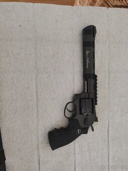 Asg Dan Wesson 8