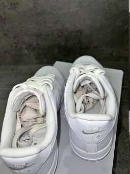 Prodám nike Air force velikost 44.5 úplně nové
