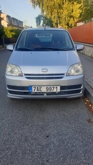 Daihatsu Cuore 999cm muže řídit od 17 let