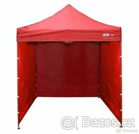 Červený stánek 2x2m - pronájem