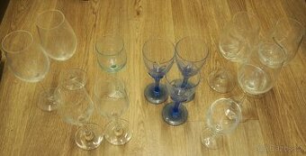 sklenice, skleničky na víno, alkohol