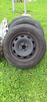 Prodam letni pneu 5x100 r15