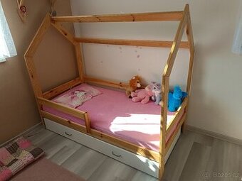 Dětská domečková postel, včetně matrace