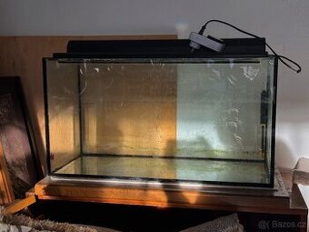 🐠 Akvárium + výbava – cca 96 l (75 × 40