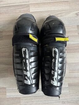 Hokejové holeně CCM junior