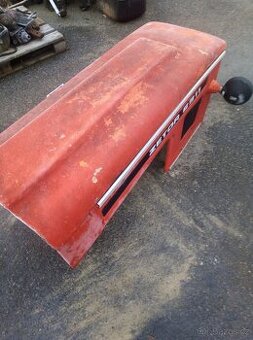 Kapota maska Zetor 6911......