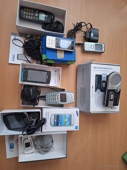 prodám mobily a příslušensti