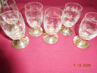 broušené skleničky