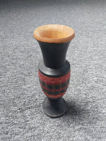 Stará dřevěná váza