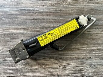 Originální hever Seat / Škoda ( 1U0 011 031 A )