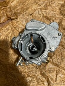 Nový karburátor Škoda 100 dif.23