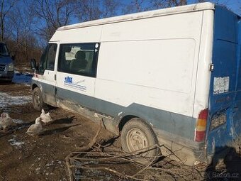 Ford transit 2,4D