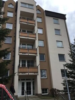 byt 3+1, sklepní kóje, 2 balkóny