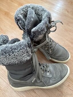 Zimní obuv zn. Polaris vel. 36