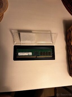 DDR4 RAM 1x8 GB 2400 MHz