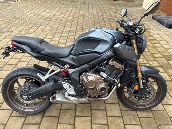 Honda CB 650R 2023 15tkm
