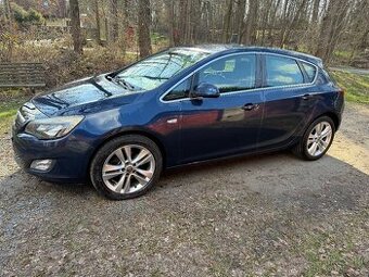 Opel Astra J 2.0 CDTI 118 KW