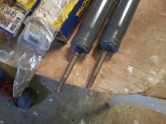 Nissan Micra Prodám nové zadní tlumiče Monroe