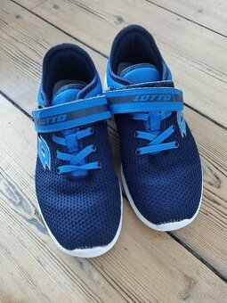 Sportovní boty Lotto 34