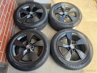 Alu 17" 5x112 škoda NIVALIS Black letní 80% KaroQ TOP