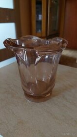 Váza z olovnatého skla