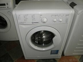 Pračka Indesit-1200 otáček