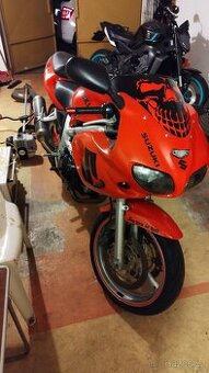 Suzuki sv650s