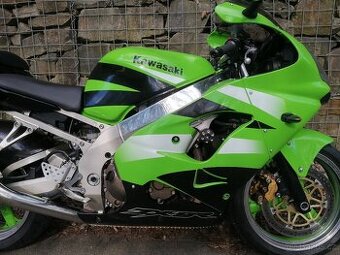 Kawasaki zx9r ninja