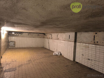 Pronájem skladového prostoru 90 m²