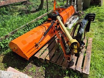 Mulčovač příkopový za malotraktor