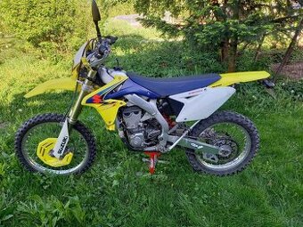 Suzuki RM-Z 450 enduro (Valenti Racing NE RMX)