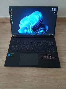 Prodám Acer Nitro V15 v záruce
