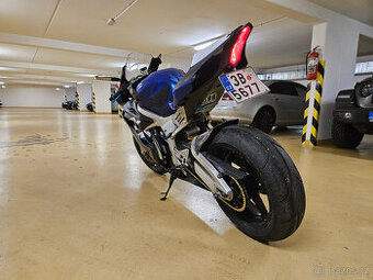 Yamaha R6 2002