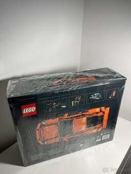 PRODÁM NOVÉ ZAPEČETĚNÉ LEGO PORSCHE 42056 - 1