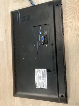 PHILIPS 24”