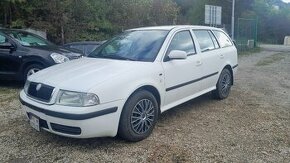 Octavia combi 1.9 tdi 66 kw velmi zachovala - 1