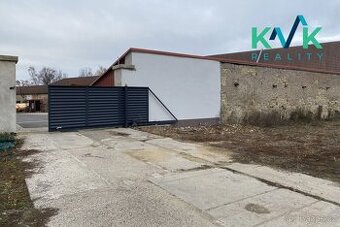 Pronájem hal pro skladovací či výrobní účely, u dálnice D6, - 1