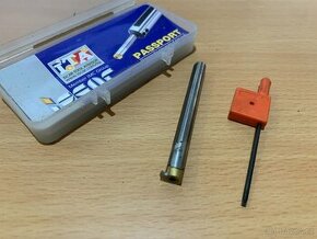 Soustružnický nůž vnitřní na zápichy od pr. 8mm