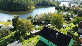Rodinný dům 4+1 s dílnou, garáží a zahradou - 1