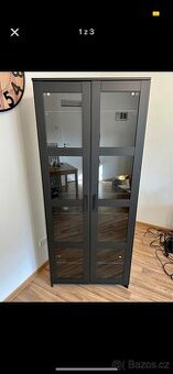 IKEA BRIMNES vitrína skříň