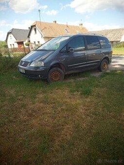 VW Sharan prodej