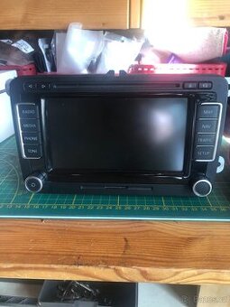 Rádio + navigace ŠKODA Octavia II Continental 1T0035680B