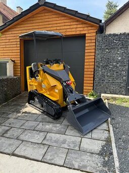 Kompaktní pásový nakladač, smykáč, mininakladač