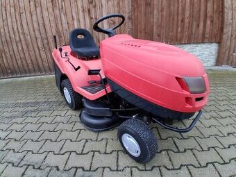 ZAHRADNI TRAKTOR