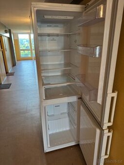 Lednice LG total no frost - nemrazí