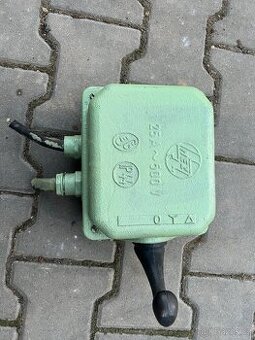 Vypinac / spoustec motoru